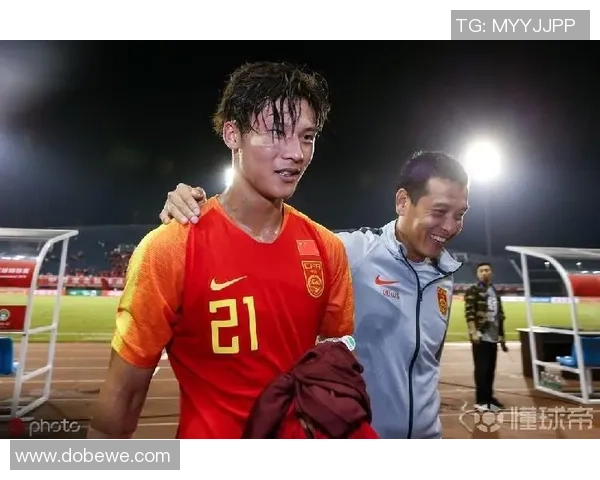 如何在朋友圈分享足球球星照片和故事吸引好友互动与点赞 如何在朋友圈分享足球球星照片和故事吸引好友互动与点赞