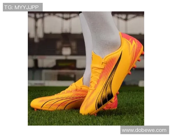 足球巨星低调现身潮流鞋店引发球迷热议购物细节成焦点 足球巨星低调现身潮流鞋店引发球迷热议购物细节成焦点